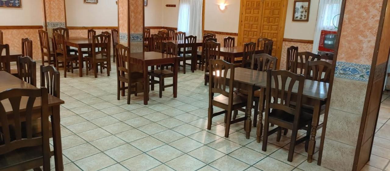 Hostal Estopinan Estopinan del Castillo Buitenkant foto