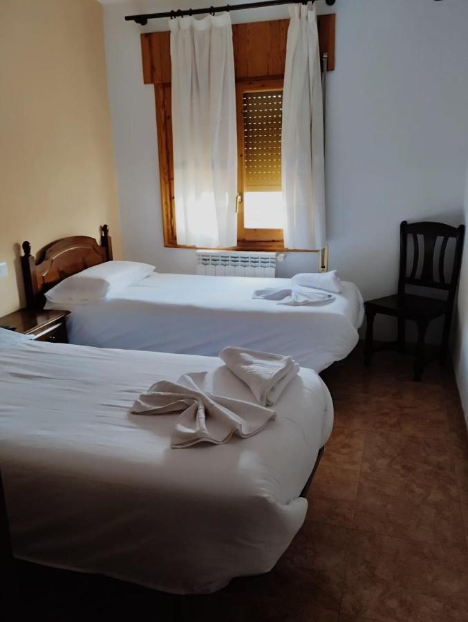 Hostal Estopinan Estopinan del Castillo Buitenkant foto